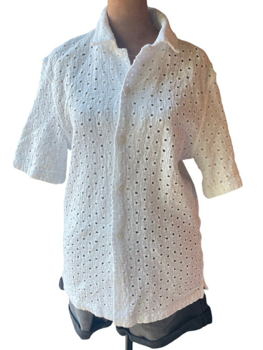 Zara White Eyelet Button Down Short Sleeve Shirt – Women’s Medium